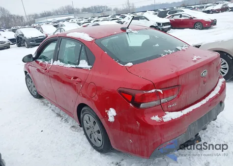 2020 Kia Rio S z USA, uszkodzony, nr VIN 3KPA24AD5LE331031